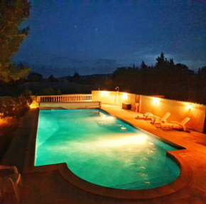 Les Garrigues de l'Oluké - Spa privatif, Piscine, Tennis